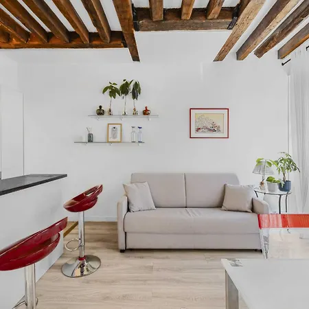 Iconic Apartment